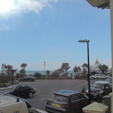 3 Queens Gardens Sea View Apartment Eastbourne Exterior photo